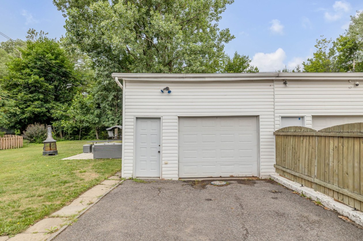 Garage — 5455, Rue des Pensées, Québec (Charlesbourg ), G1G1N2, Québec (Charlesbourg )