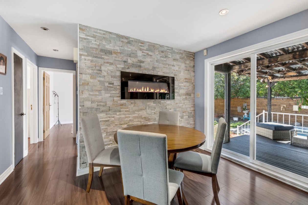 Salle à manger — 2595, Crois. Amyot, Brossard, J4Z3E6, Brossard