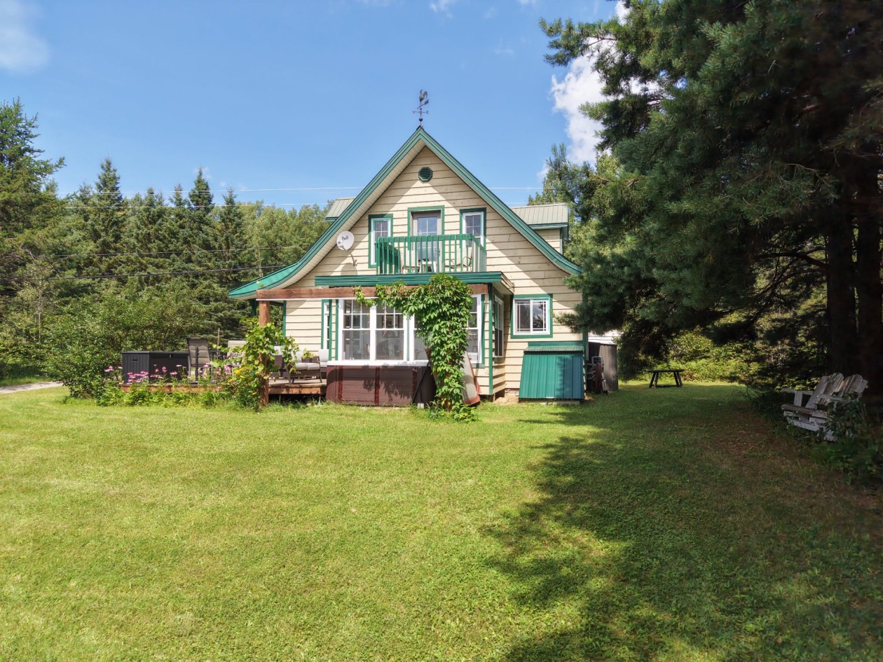 Extérieur — 8082, Route de Kénogami, Saguenay (Lac-Kénogami), G8A0H9, Saguenay (Lac-Kénogami)