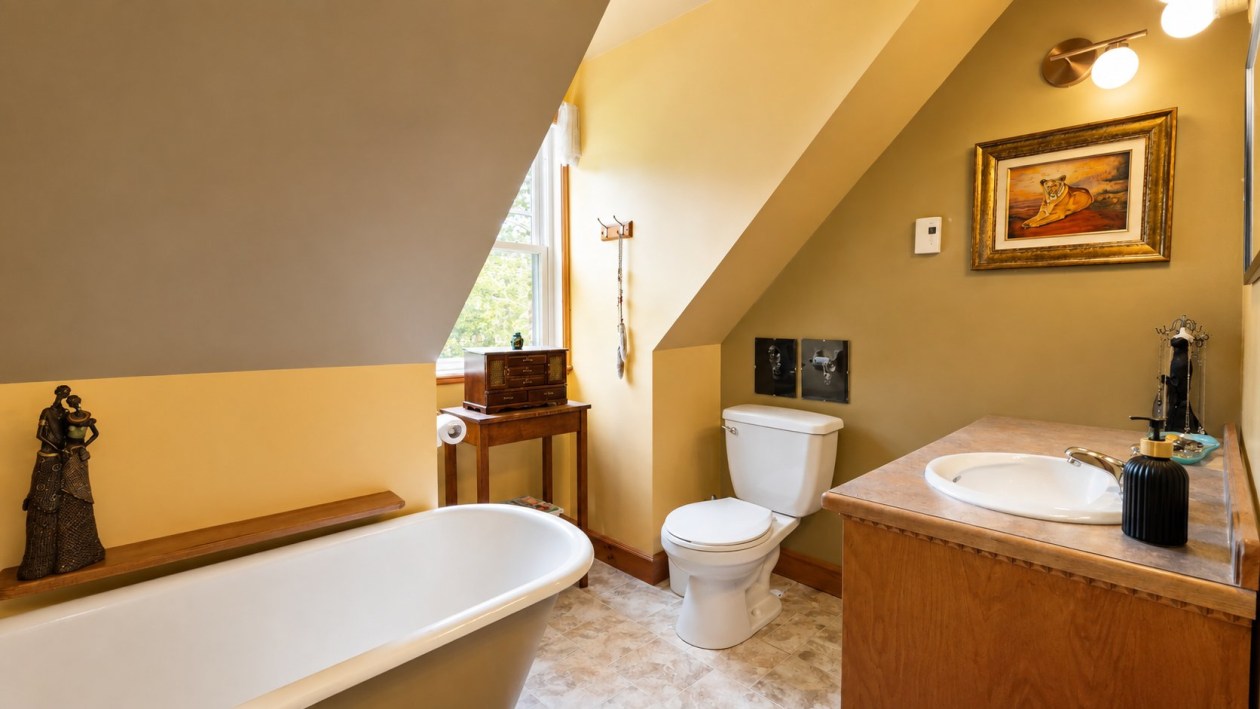 Salle de bains — 8082, Route de Kénogami, Saguenay (Lac-Kénogami), G8A0H9, Saguenay (Lac-Kénogami)