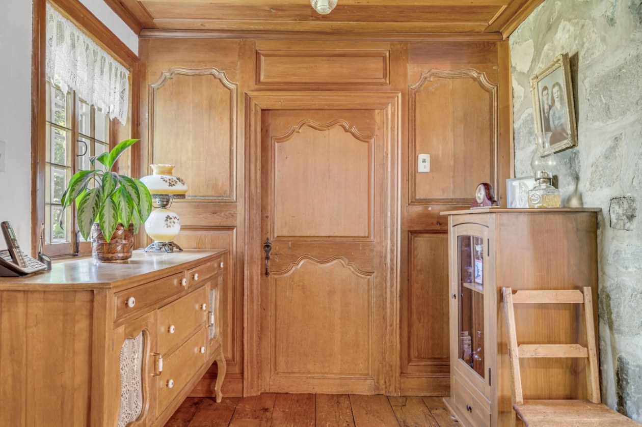Salle à manger — 493, Route du Fleuve, Beaumont, G0R1C0, Beaumont