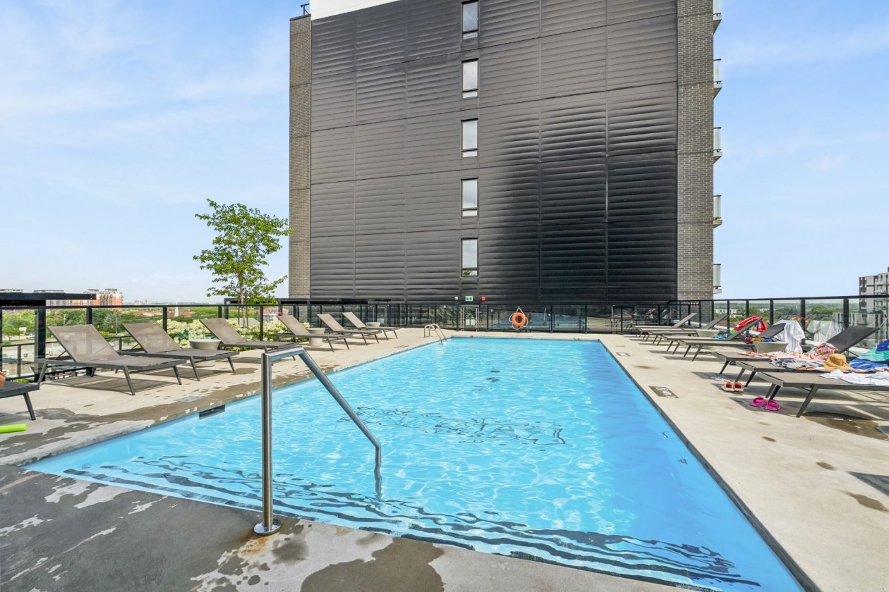 Piscine — 7227, Boul. Newman, 124, Montréal (LaSalle), H8N0H7, Montréal (LaSalle)