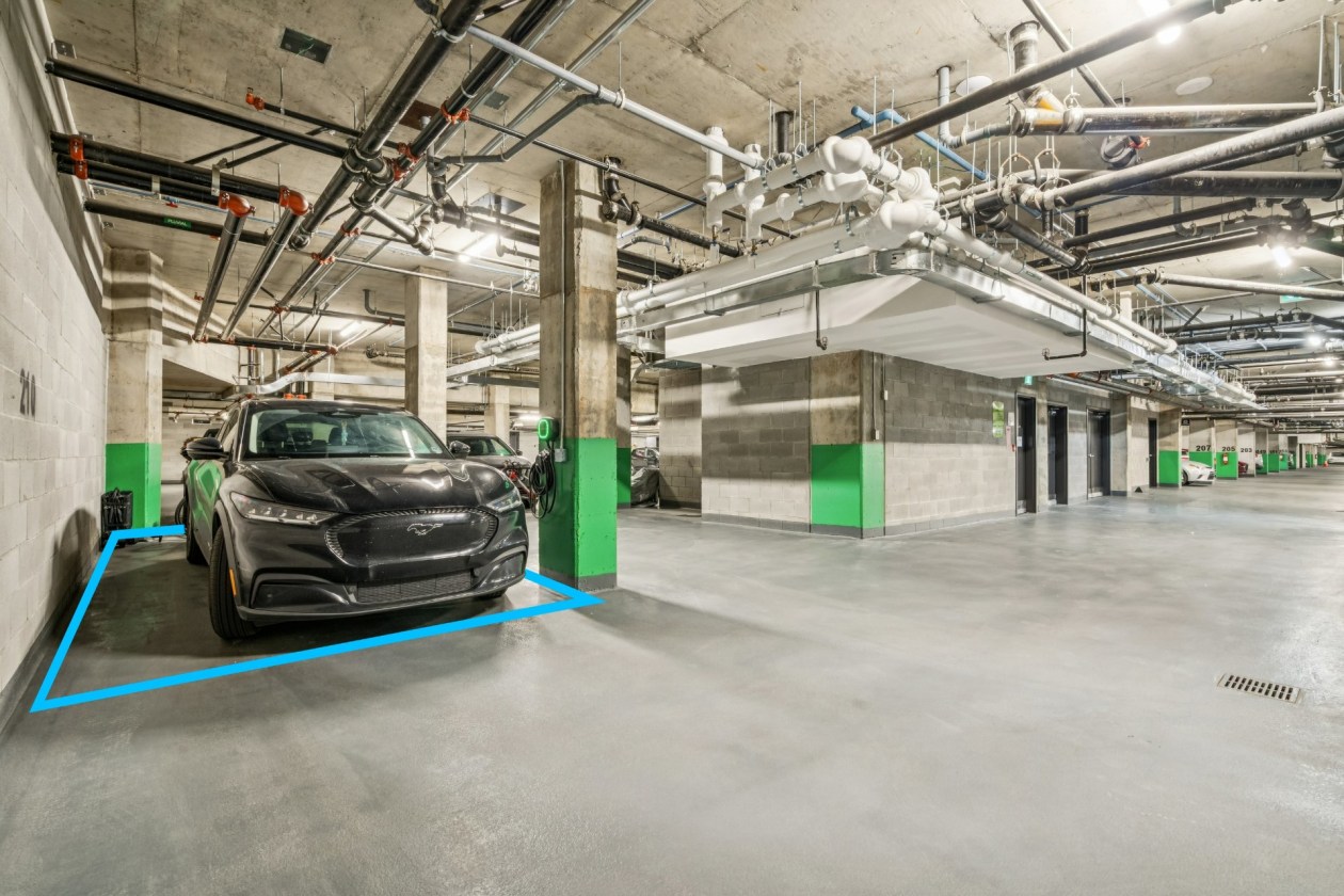 Garage — 7227, Boul. Newman, 124, Montréal (LaSalle), H8N0H7, Montréal (LaSalle)