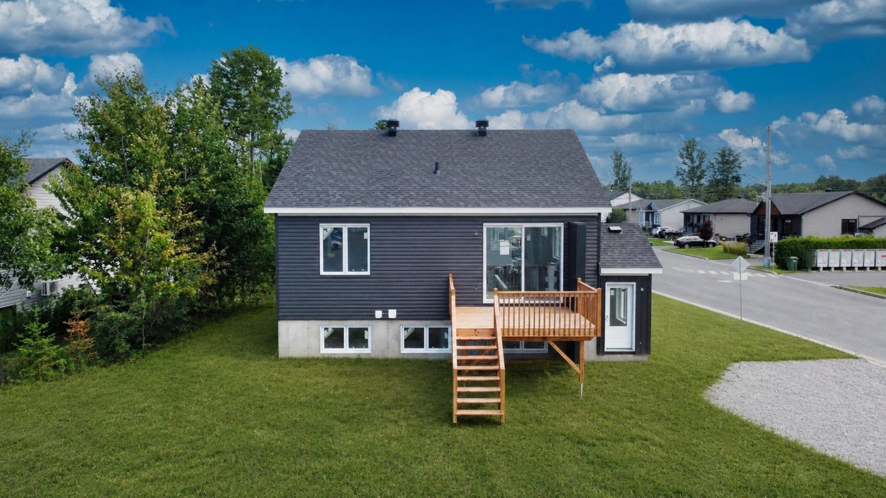 Face arrière — 865, Rue du Chenin, Drummondville, J2B0Y3, Drummondville