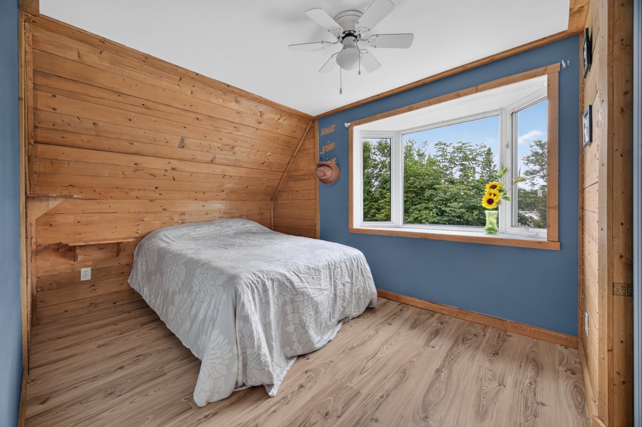 Chambre à coucher — 19, Ch. du Lac-des-Joncs, Les Hauteurs, G0K1C0, Les Hauteurs
