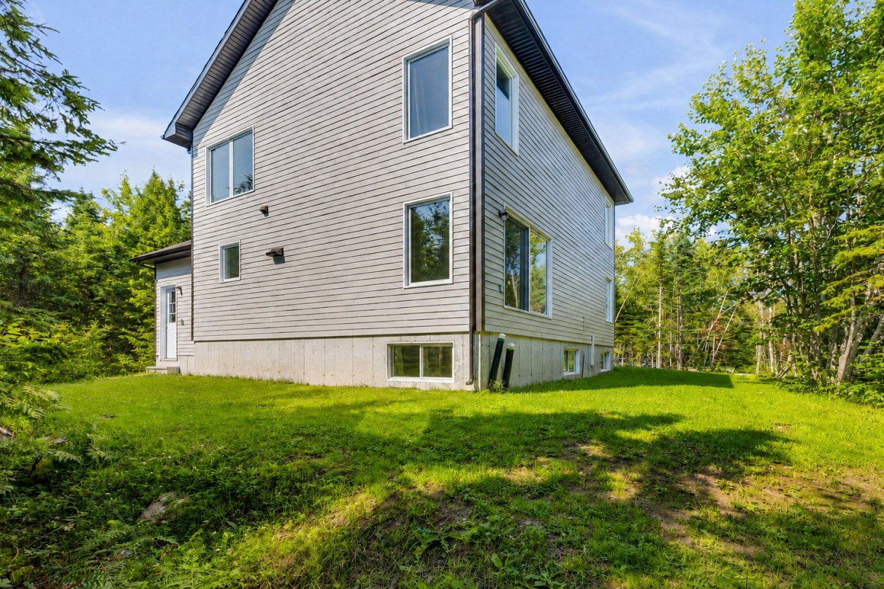 Cour — 194, Ch. de la Martine, Petite-Rivière-Saint-François, G0A2L0, Petite-Rivière-Saint-François