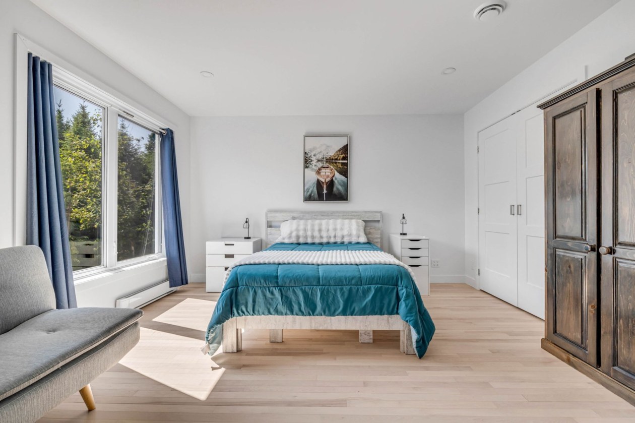 Chambre à coucher principale — 194, Ch. de la Martine, Petite-Rivière-Saint-François, G0A2L0, Petite-Rivière-Saint-François