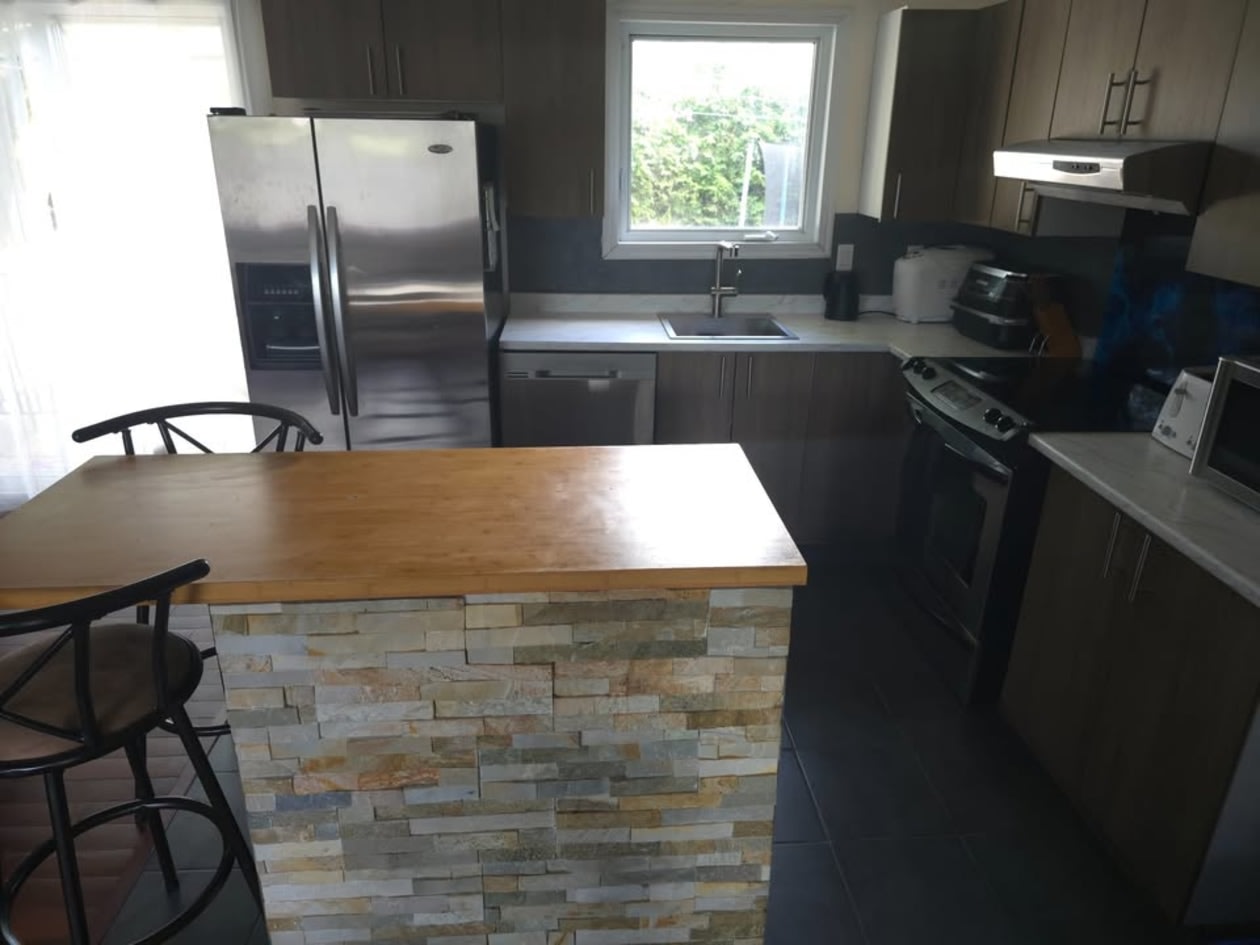 Cuisine — 822 Rue Caron, Granby, J2J 1C8, Granby