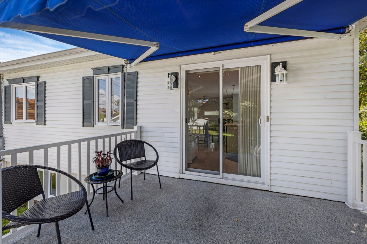 Terrasse — 209, Rue Pierre-Dupuis, Saint-Constant, J5A1X4, Saint-Constant