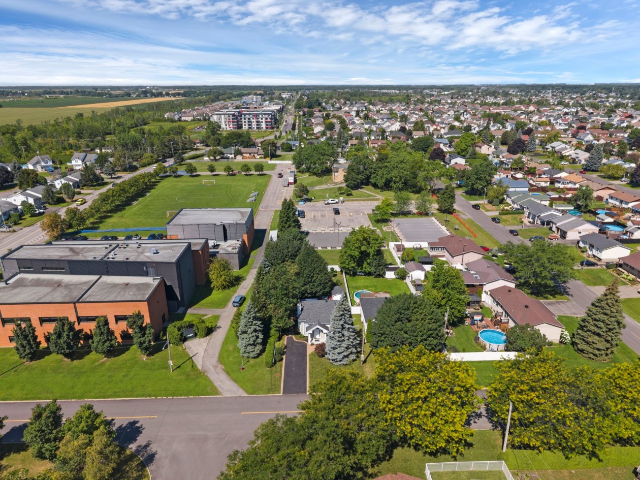 Photo aérienne — 209, Rue Pierre-Dupuis, Saint-Constant, J5A1X4, Saint-Constant