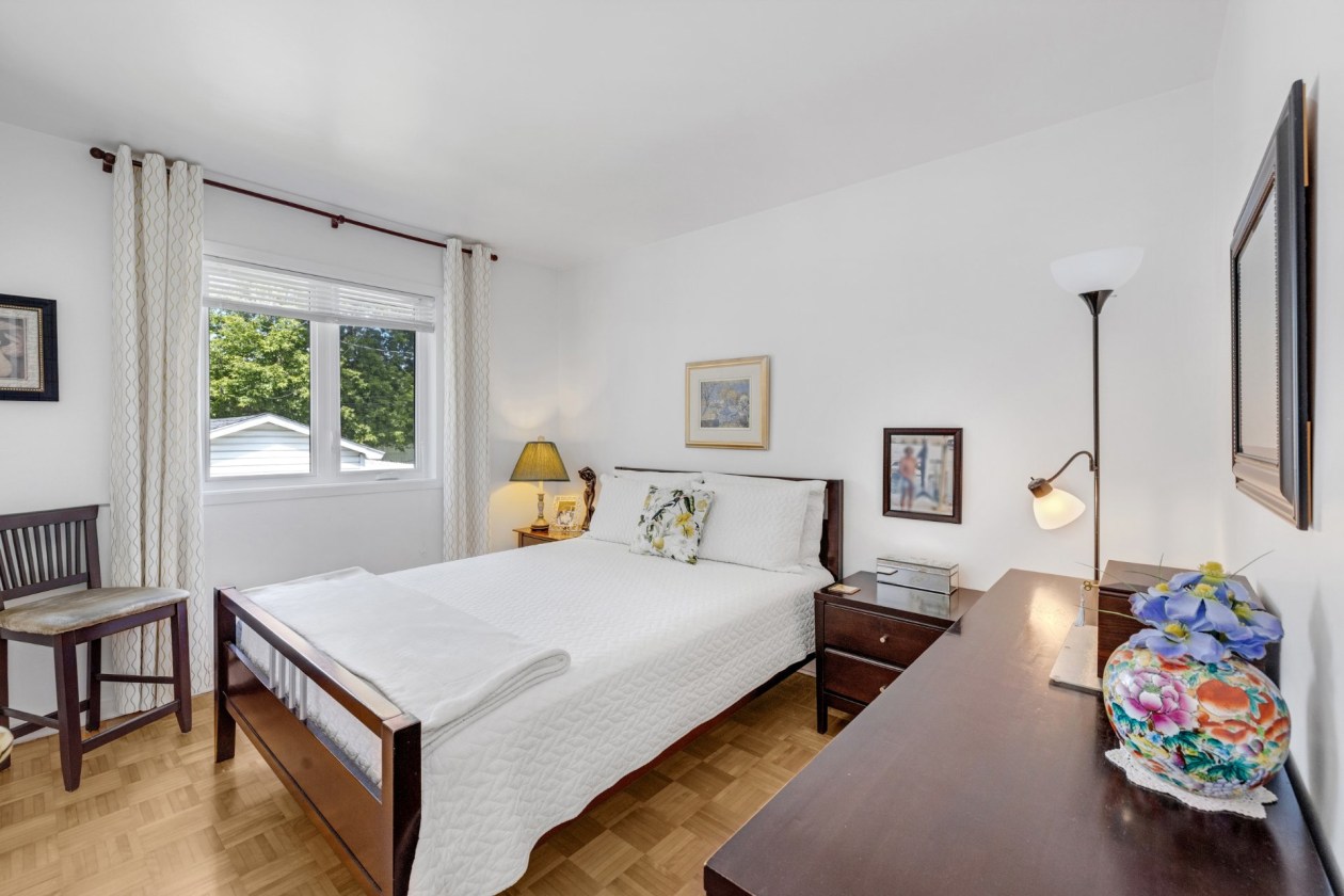 Chambre à coucher — 209, Rue Pierre-Dupuis, Saint-Constant, J5A1X4, Saint-Constant