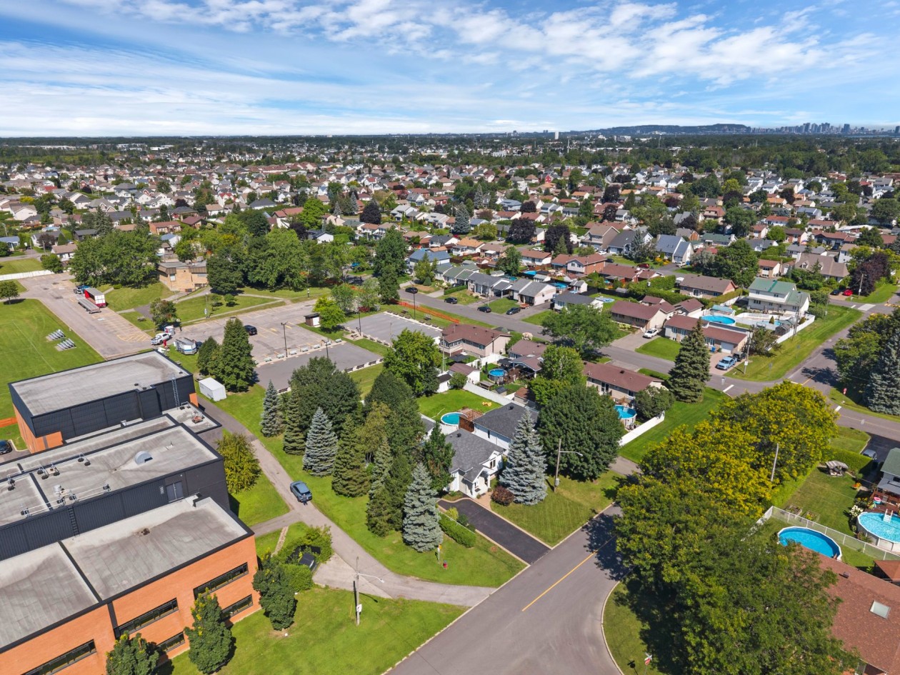 Photo aérienne — 209, Rue Pierre-Dupuis, Saint-Constant, J5A1X4, Saint-Constant