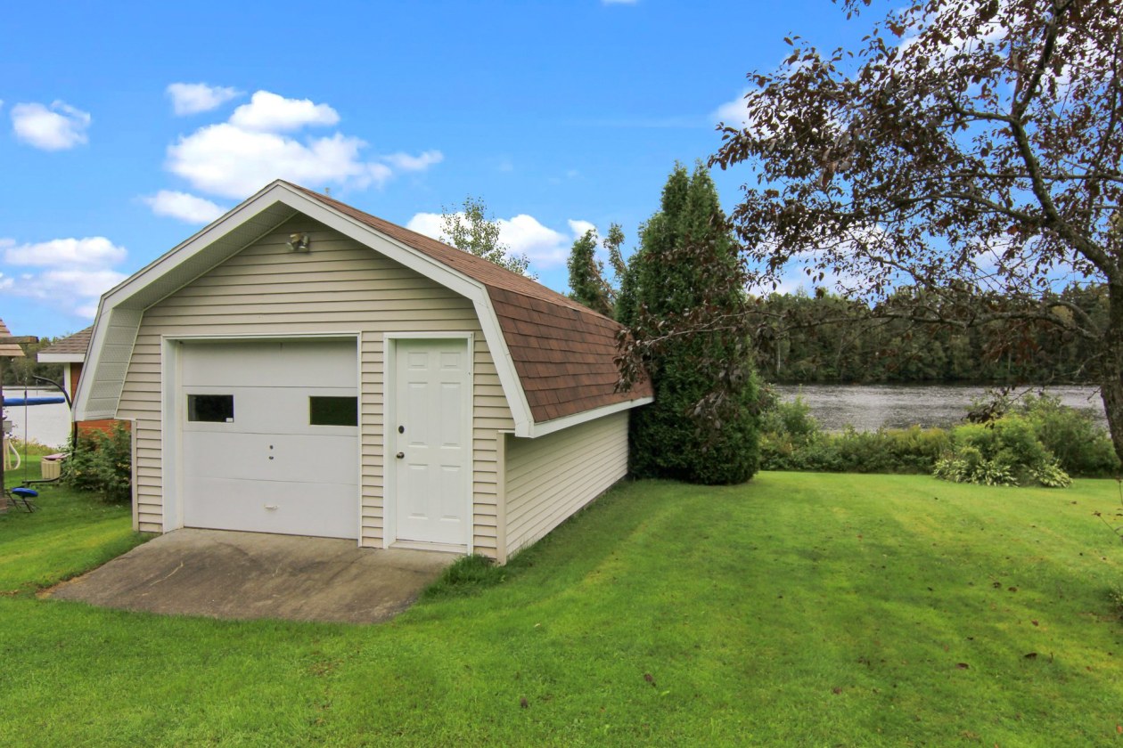 Garage — 3569, Rg St-Pierre, Saguenay (Chicoutimi), G7H0G1, Saguenay (Chicoutimi)