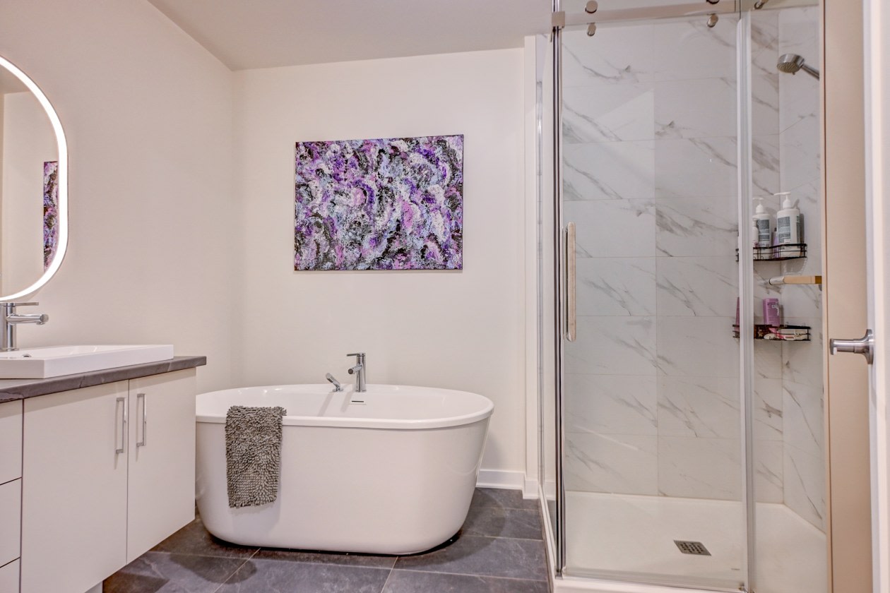 Salle de bains — 505 Rue Des Monts, Saint-Jérôme, J7Y 0T3, Saint-Jérôme