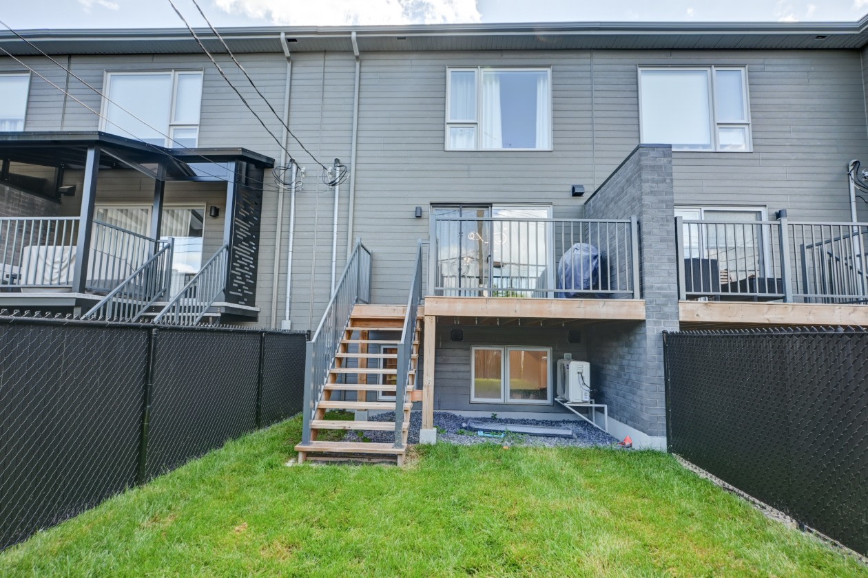 Cour — 505 Rue Des Monts, Saint-Jérôme, J7Y 0T3, Saint-Jérôme