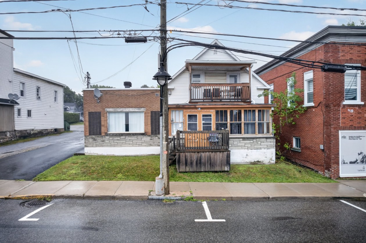 68 - 70, Rue Angus N. — photo 1