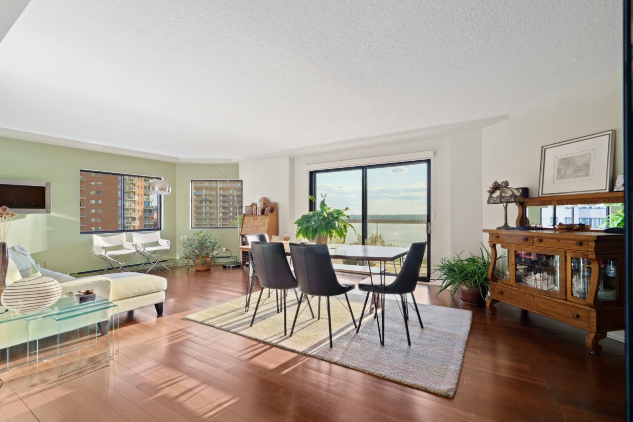Salle à manger — 7075, Boul. Gouin E., 904, Montréal (Rivière-des-Prairies/Pointe-aux-Trembles), H1E5A8, Montréal (Rivière-des-Prairies/Pointe-aux-Trembles)