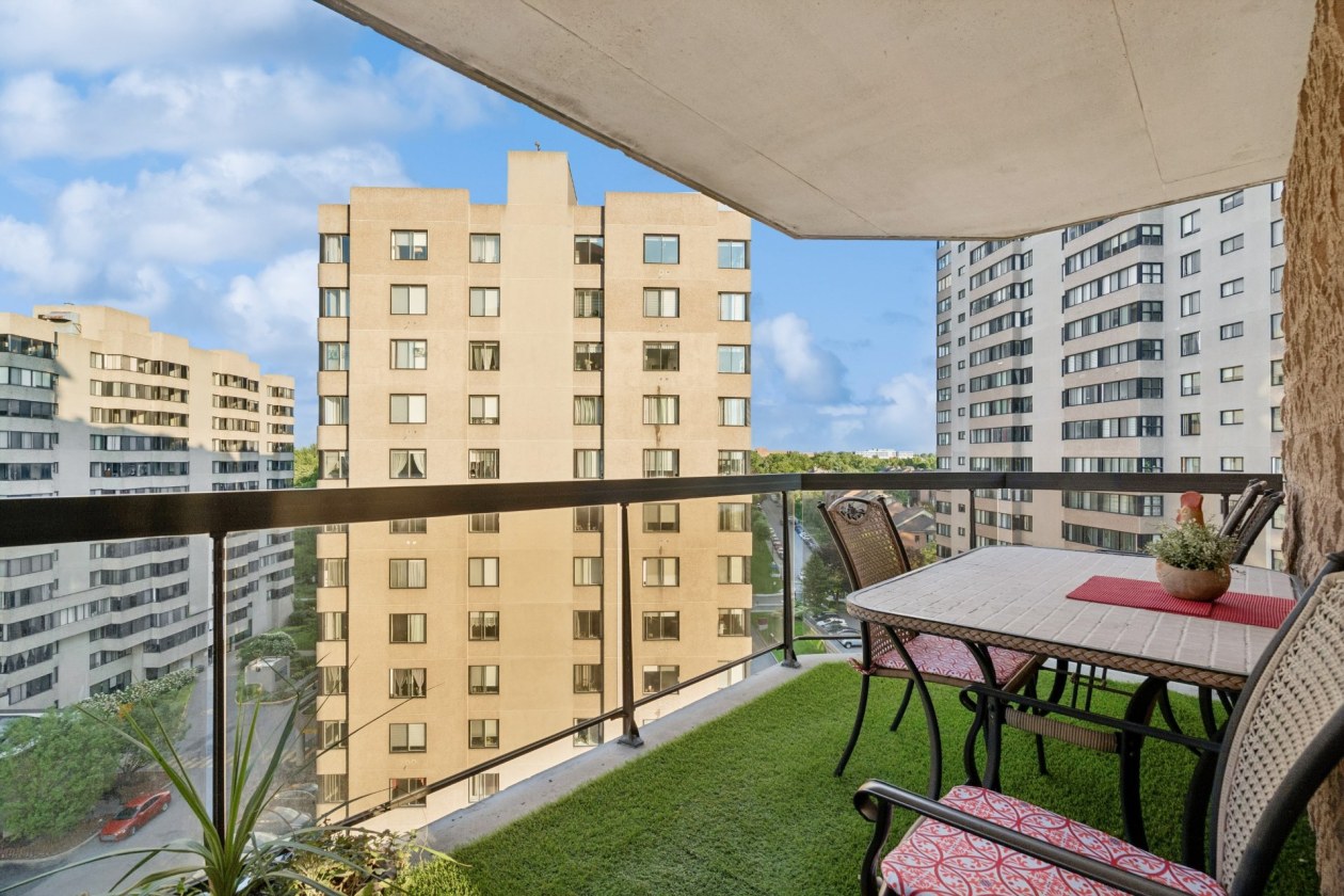 Balcon — 7075, Boul. Gouin E., 904, Montréal (Rivière-des-Prairies/Pointe-aux-Trembles), H1E5A8, Montréal (Rivière-des-Prairies/Pointe-aux-Trembles)