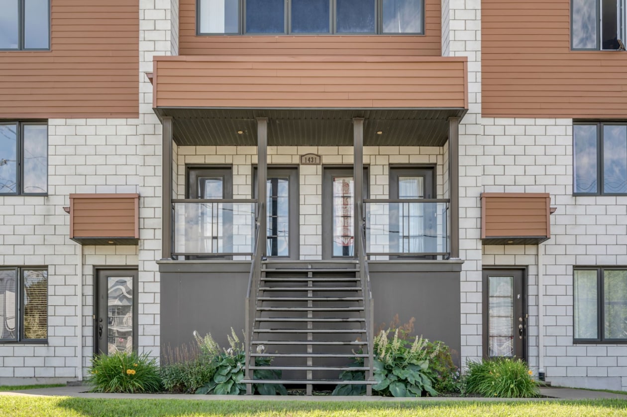 Façade — 1431, Rue St-Jacques, C, L'Ancienne-Lorette, G2E3G8, L'Ancienne-Lorette