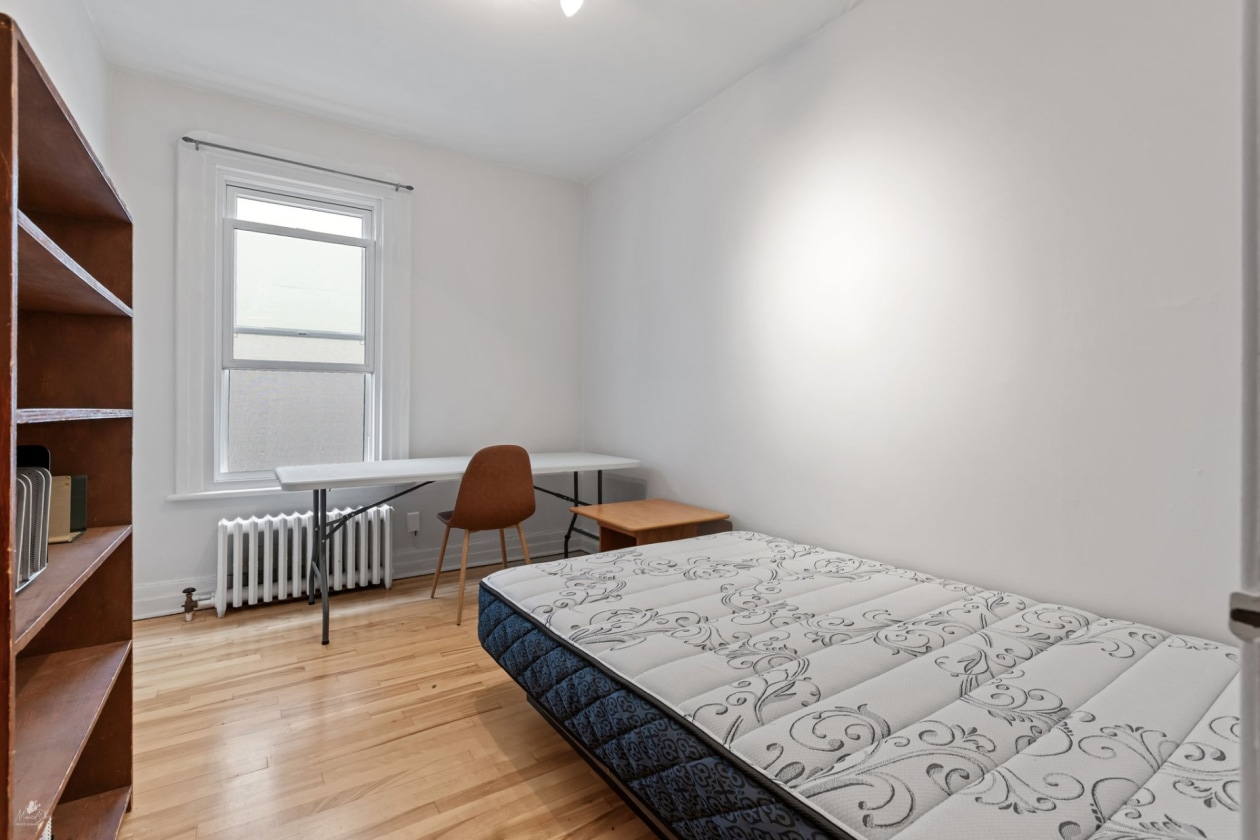 Chambre à coucher — 682 - 684 Av. Joffre, Québec