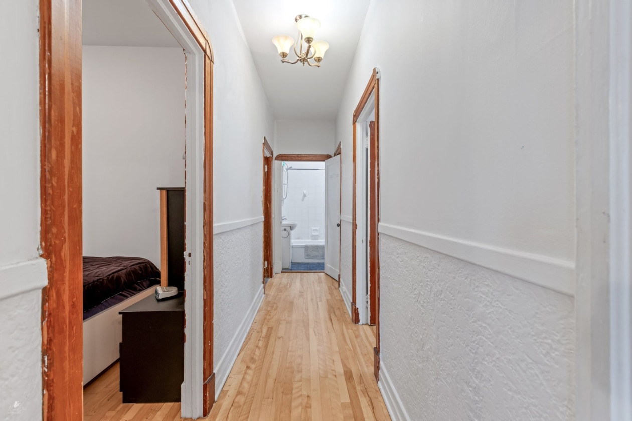 Corridor — 682 - 684 Av. Joffre, Québec