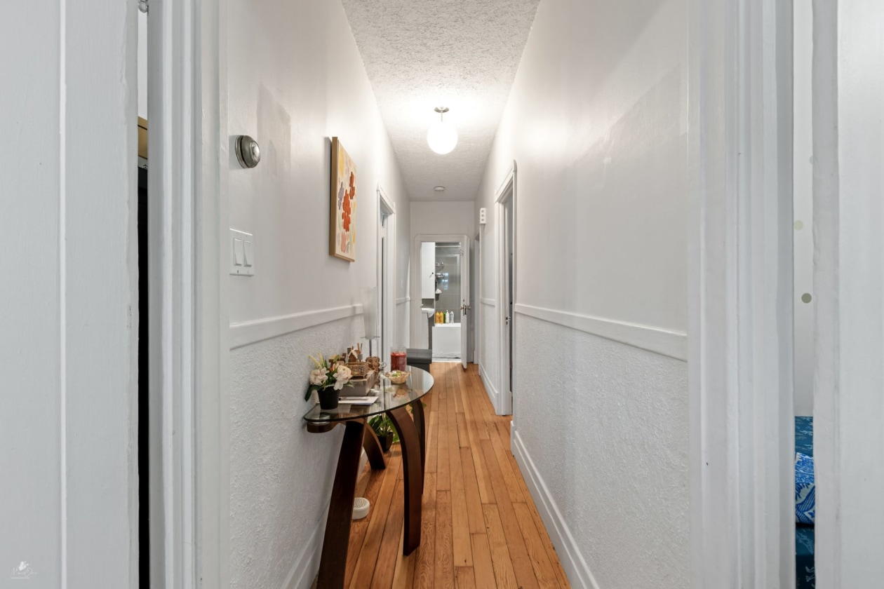 Corridor — 682 - 684 Av. Joffre, Québec