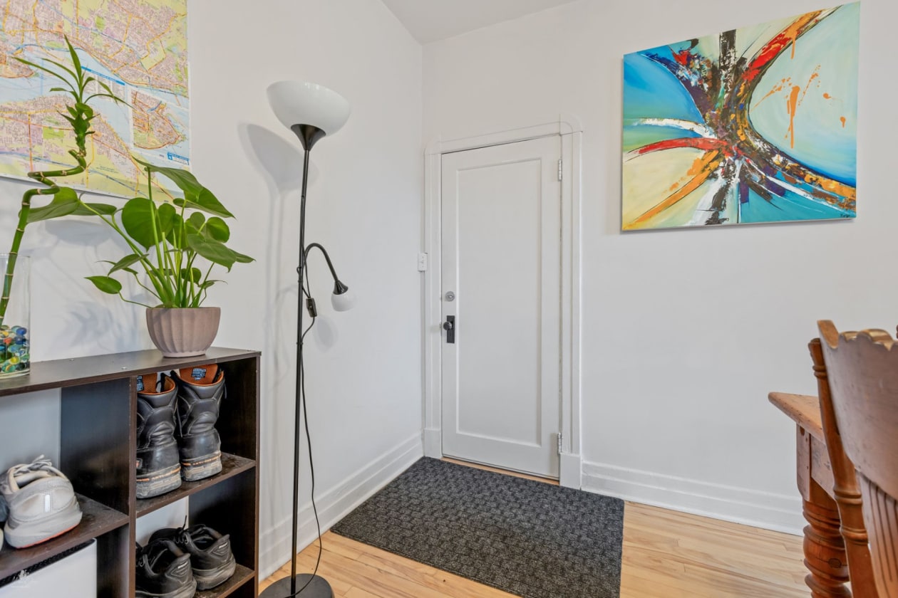 Hall d'entrée — 682 - 684 Av. Joffre, Québec