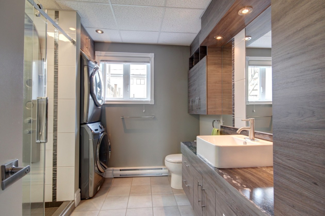 Salle de bains — 1742 Rue des Archanges, Saguenay