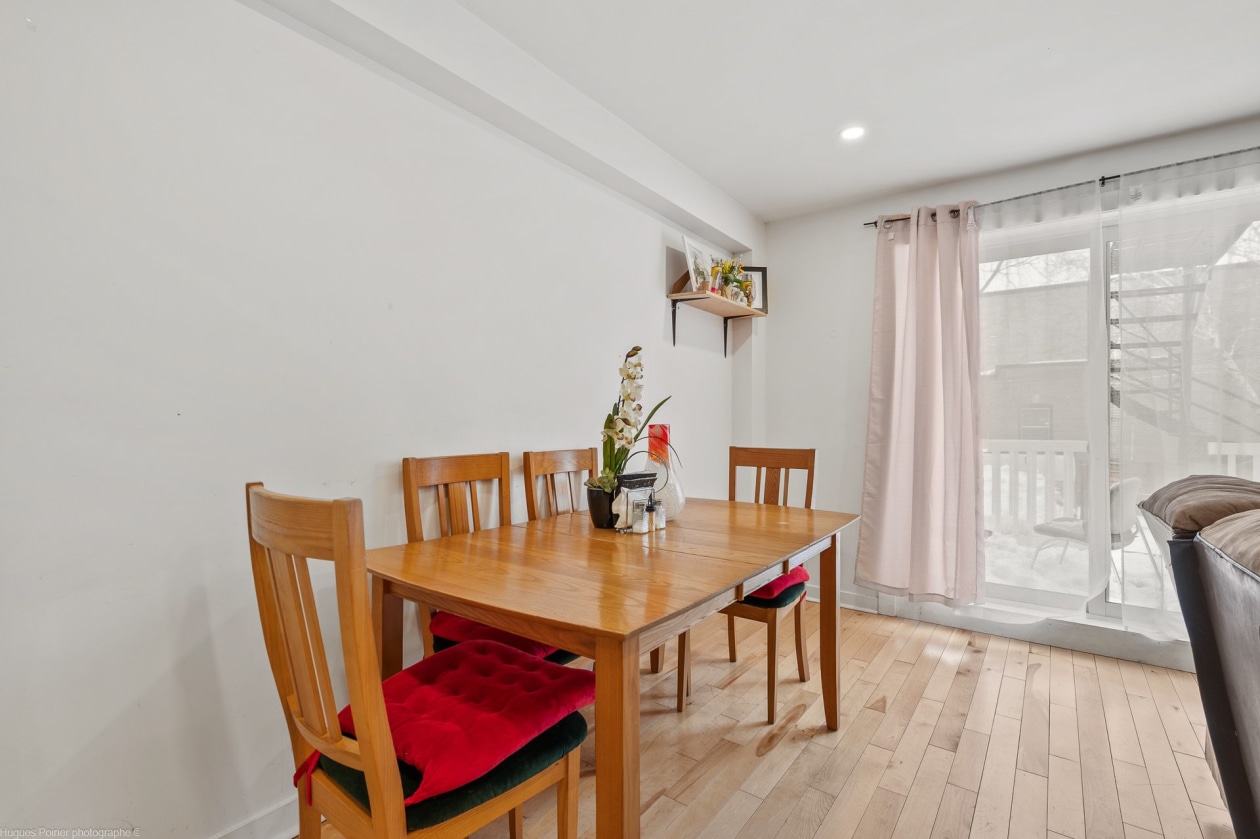 Salle à manger — 9048 - 9050, Av. Dubuisson, Montréal (Mercier/Hochelaga-Maisonneuve), H1L2W8, Montréal (Mercier/Hochelaga-Maisonneuve)