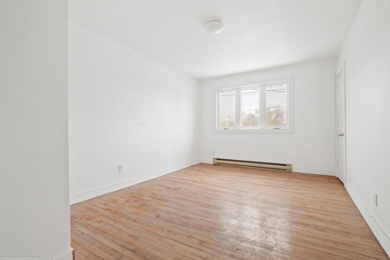 Chambre à coucher principale — 9048 - 9050, Av. Dubuisson, Montréal (Mercier/Hochelaga-Maisonneuve), H1L2W8, Montréal (Mercier/Hochelaga-Maisonneuve)