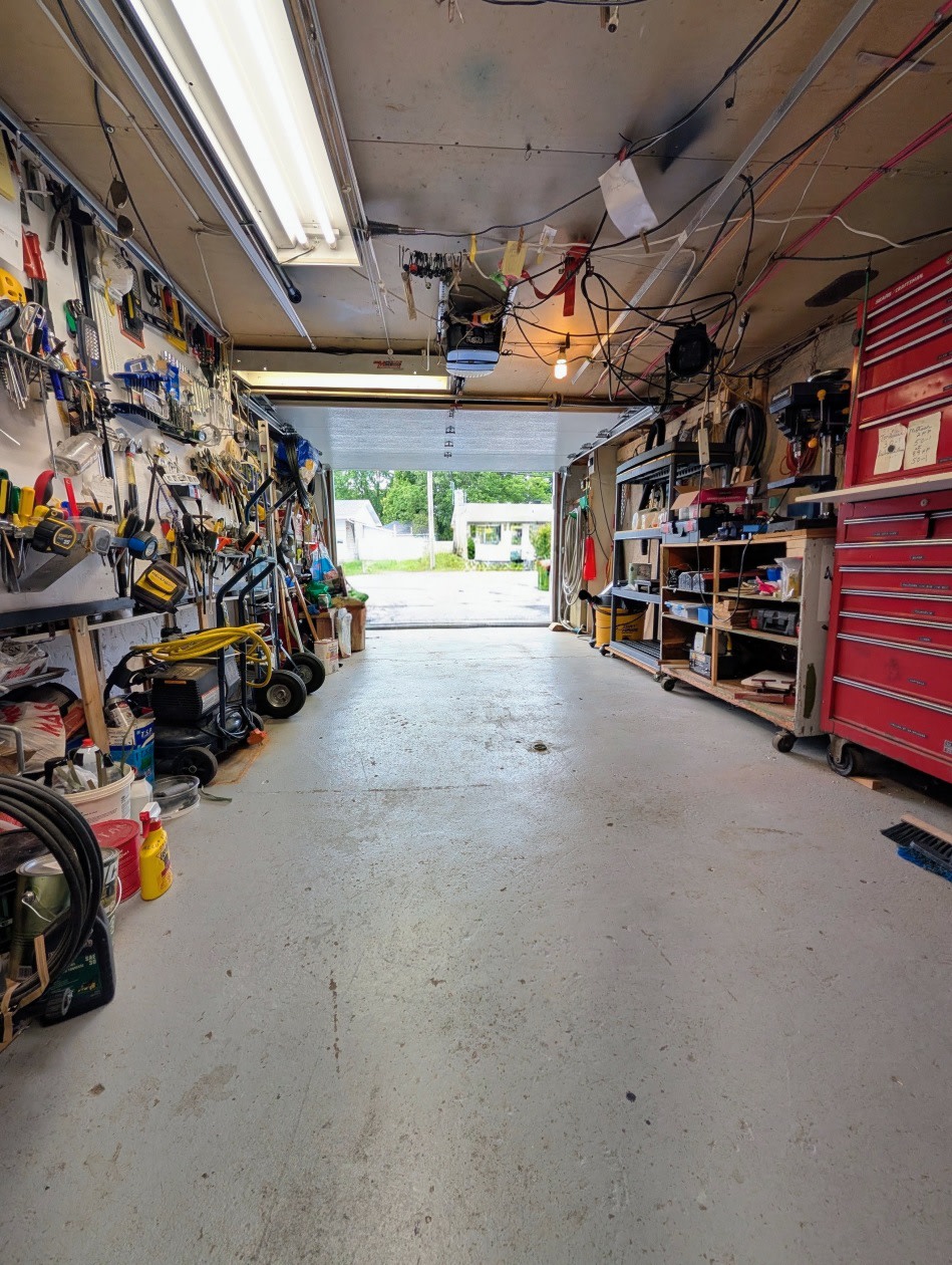 Garage — 57 Rue Crevier, Trois-Rivières, G8T 1Z8, Trois-Rivières