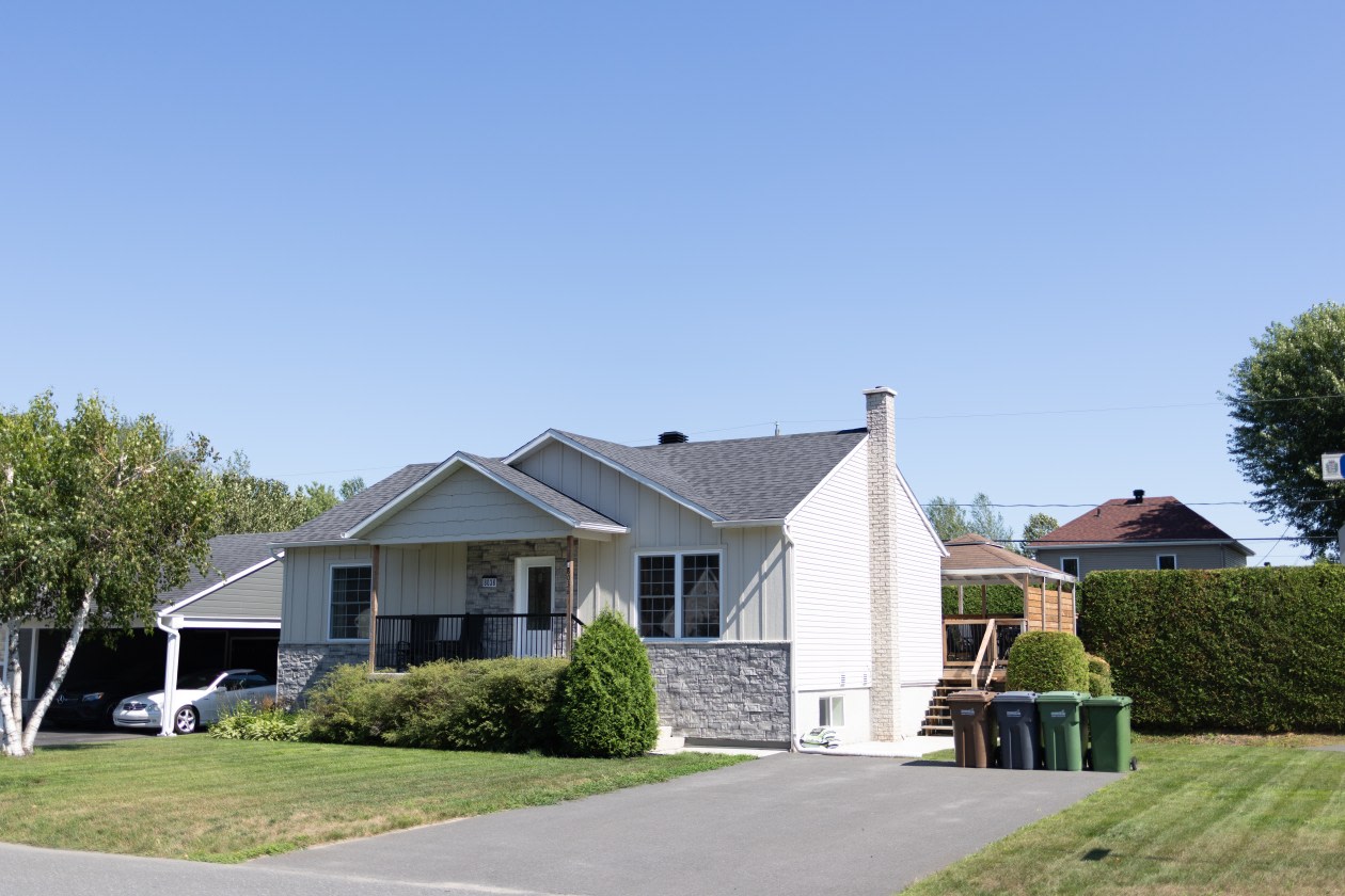 8036 8e allée