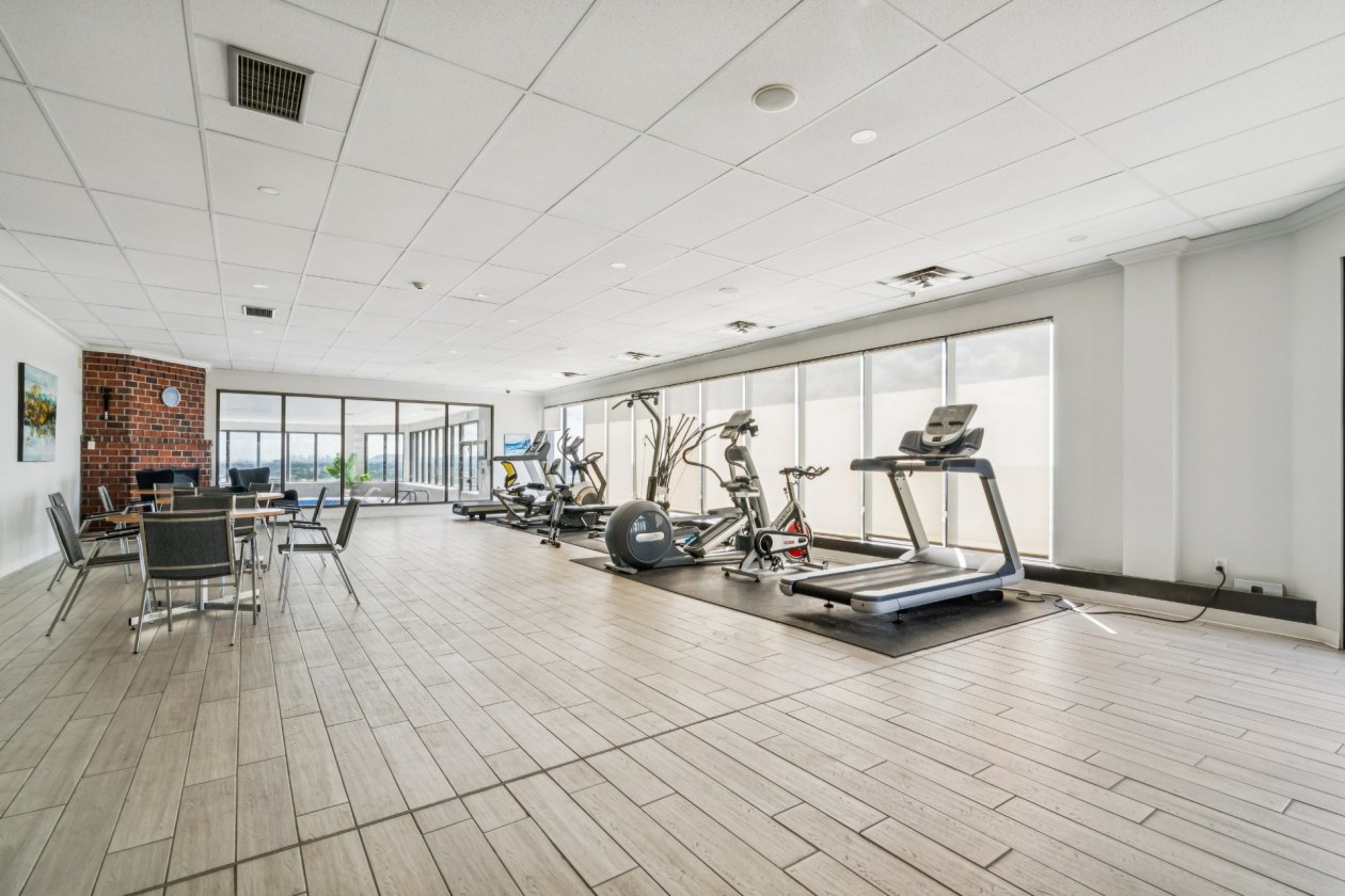 Salle d'exercice — 6900, Boul. Gouin E., 1407, Montréal (Montréal-Nord), H1G6L9, Montréal (Montréal-Nord)