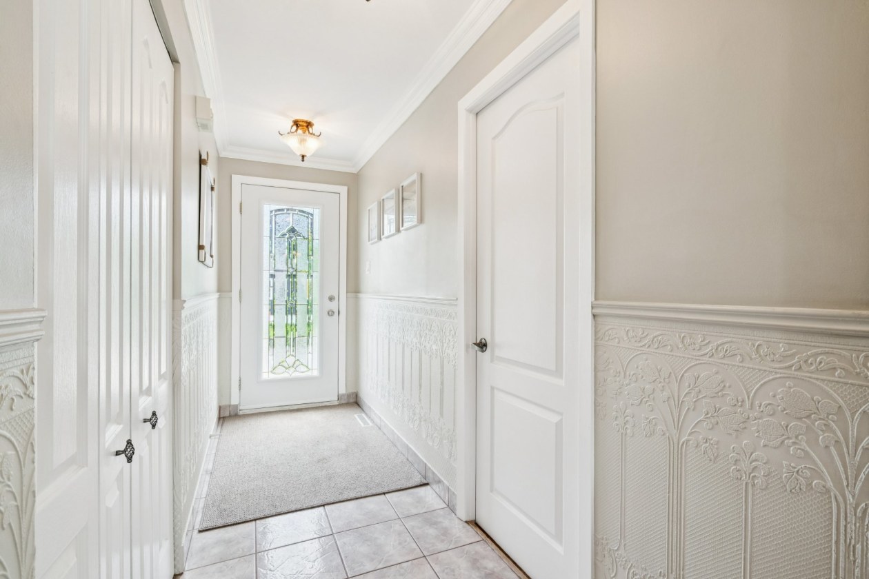 Hall d'entrée — 7379, 19e Avenue, Laval (Laval-Ouest), H7R3E5, Laval (Laval-Ouest)