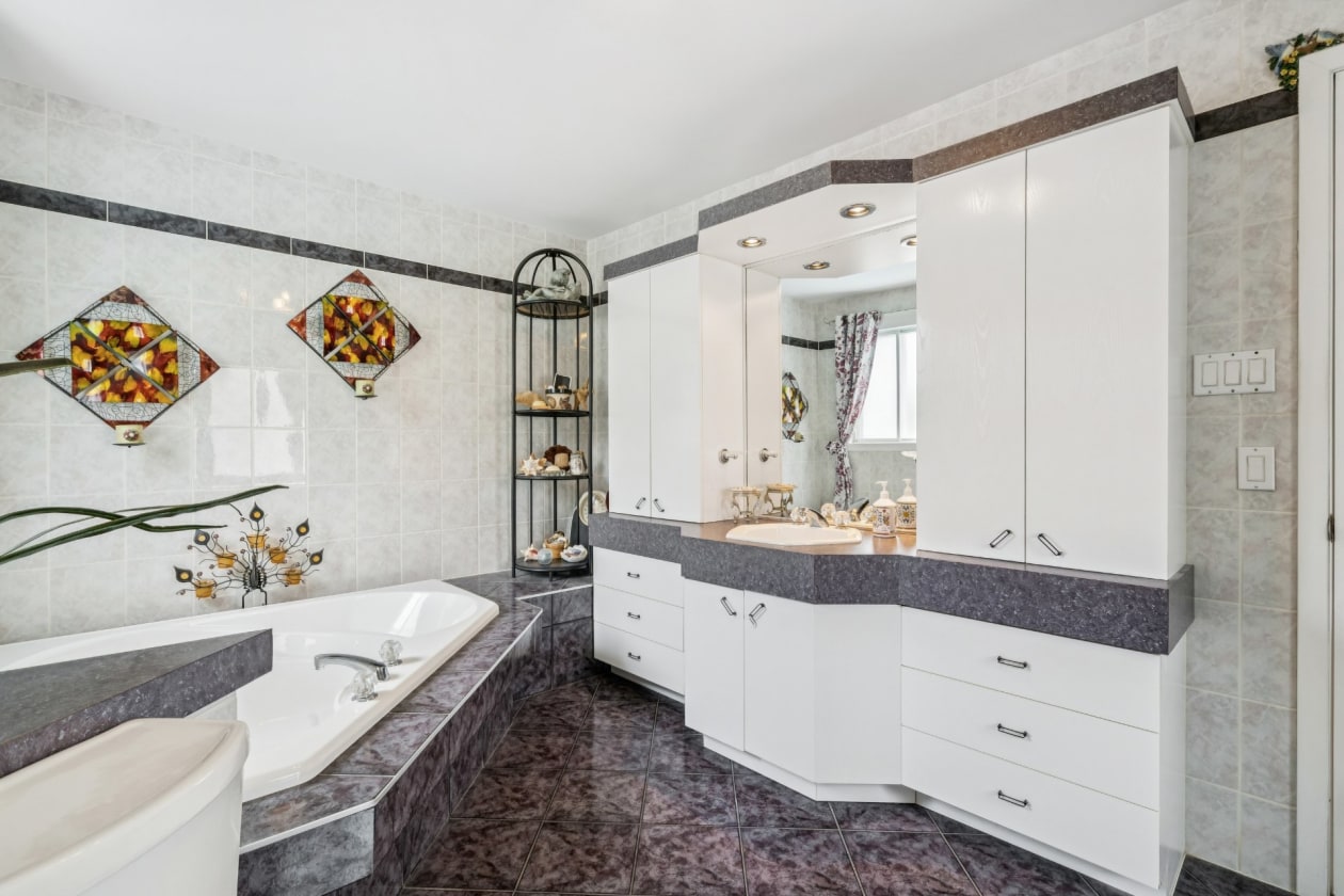 Salle de bains — 7379, 19e Avenue, Laval (Laval-Ouest), H7R3E5, Laval (Laval-Ouest)