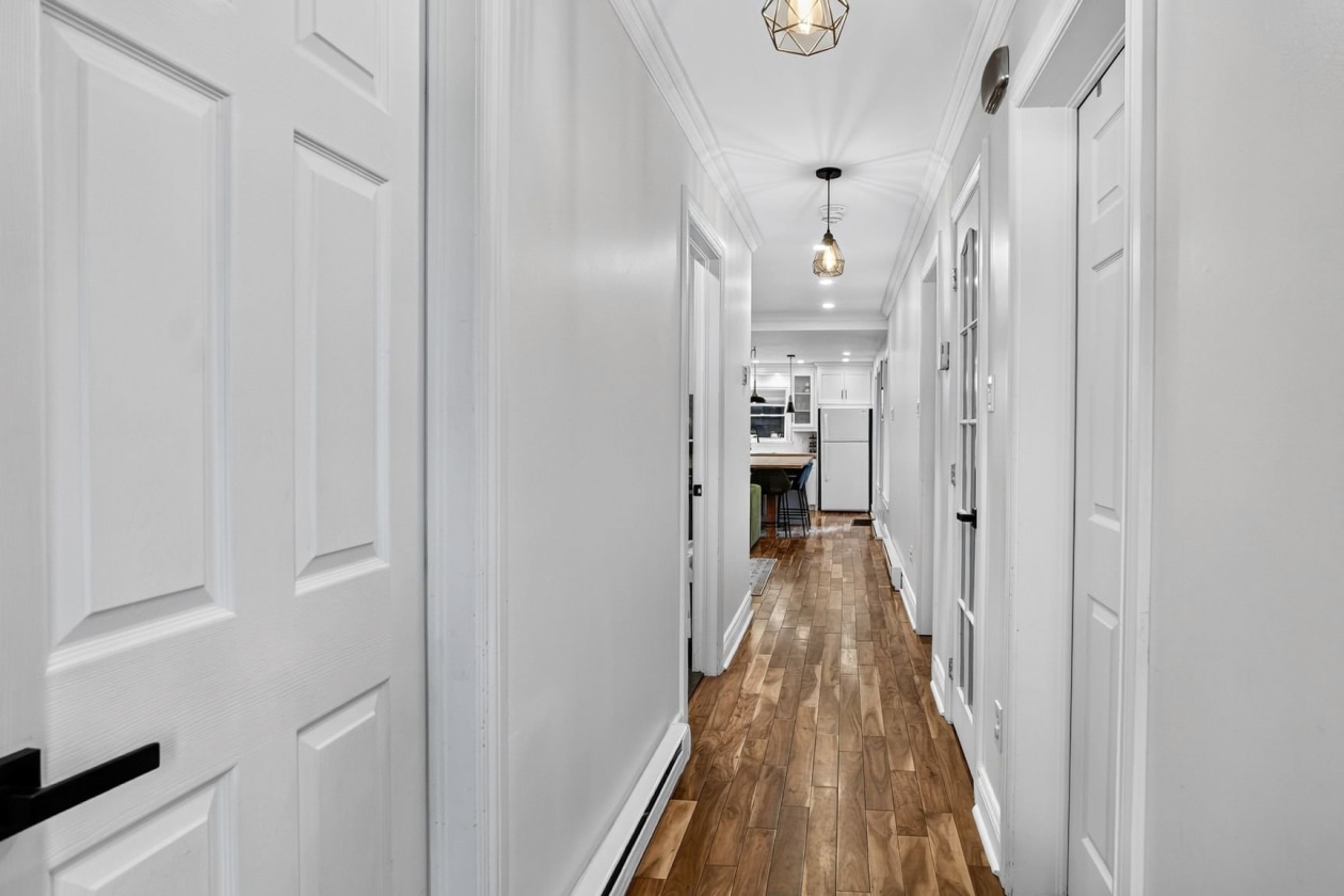 Corridor — 4452, Rue D'Iberville, Montréal (Le Plateau-Mont-Royal), H2H2L8, Montréal (Le Plateau-Mont-Royal)