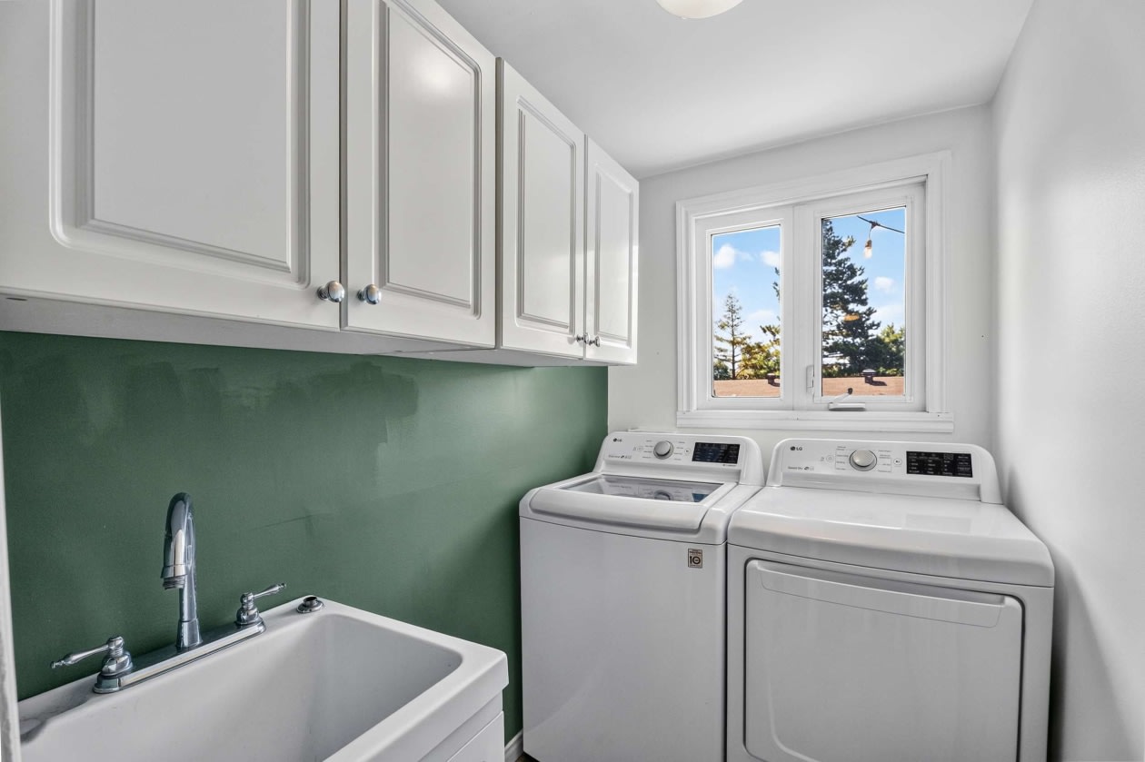 Salle de lavage — 49 Rue l'Auberivière, Laval, H7L 1B6, Laval