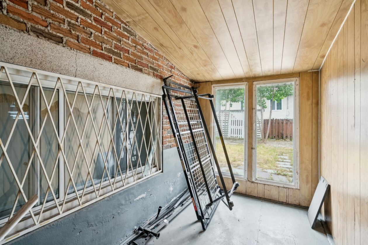 Rangement — 1929, Rue Gérard, Laval (Chomedey), H7T1N2, Laval (Chomedey)