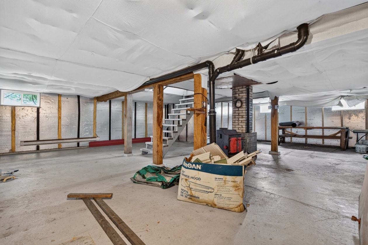 Sous-sol — 141 - 143 Av. de St-Georges, Shawinigan