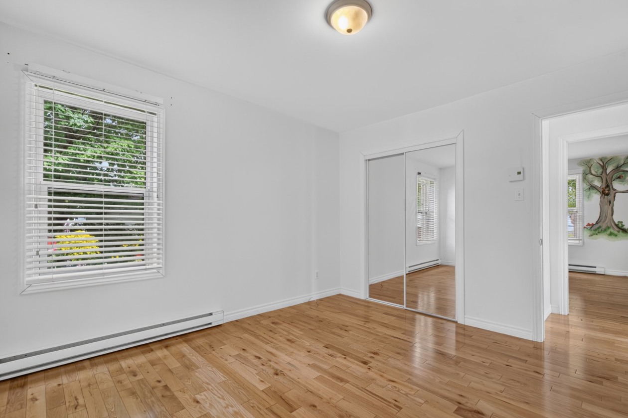 Chambre à coucher principale — 141 - 143 Av. de St-Georges, Shawinigan