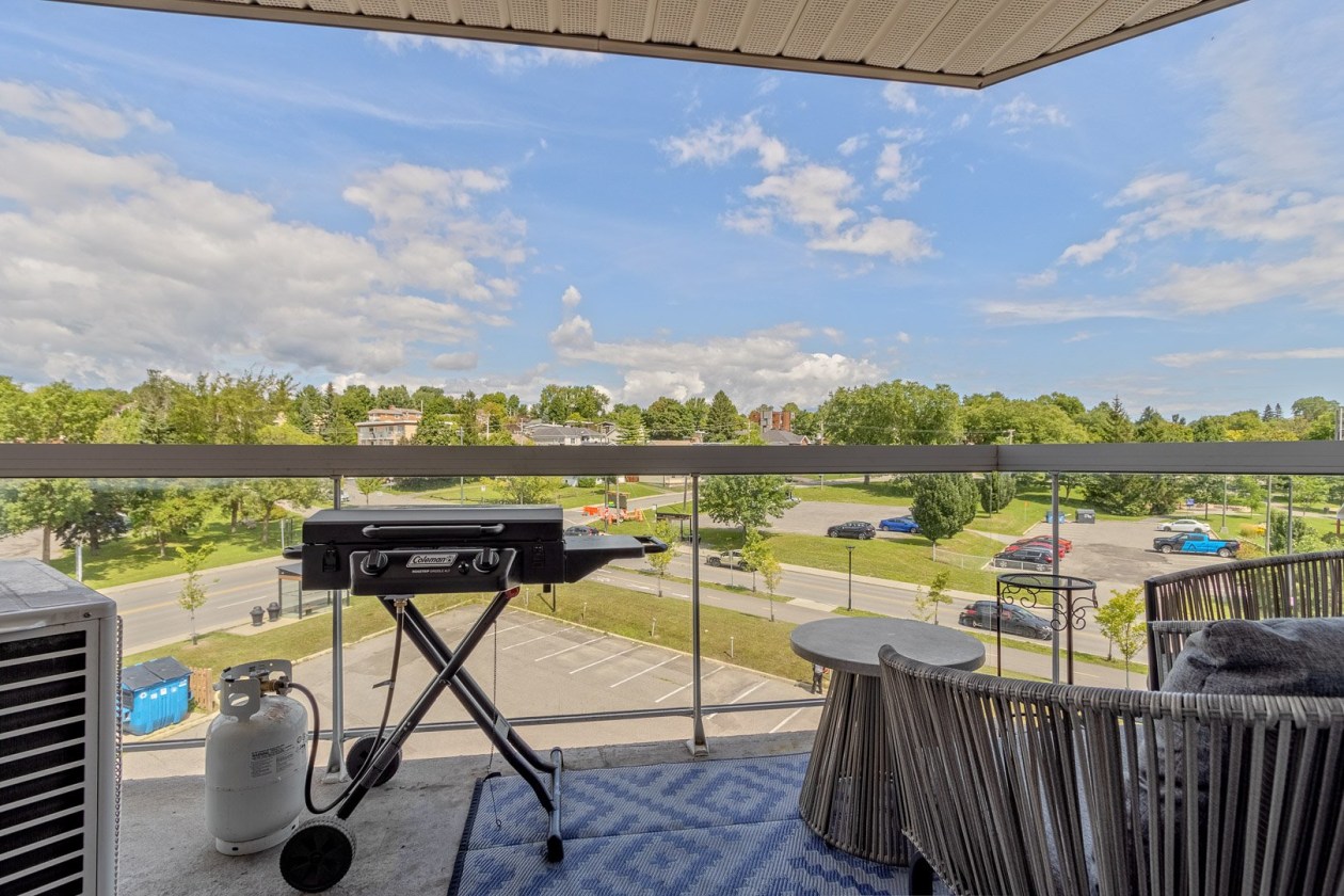 Terrasse — 4420 Rue Le Monelier, Québec