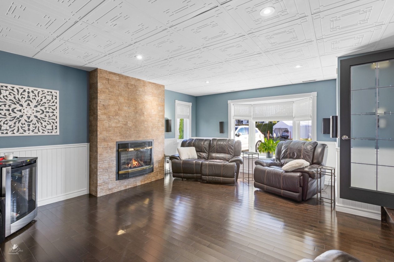 Cinéma maison — 351 Rue Séguin, Québec