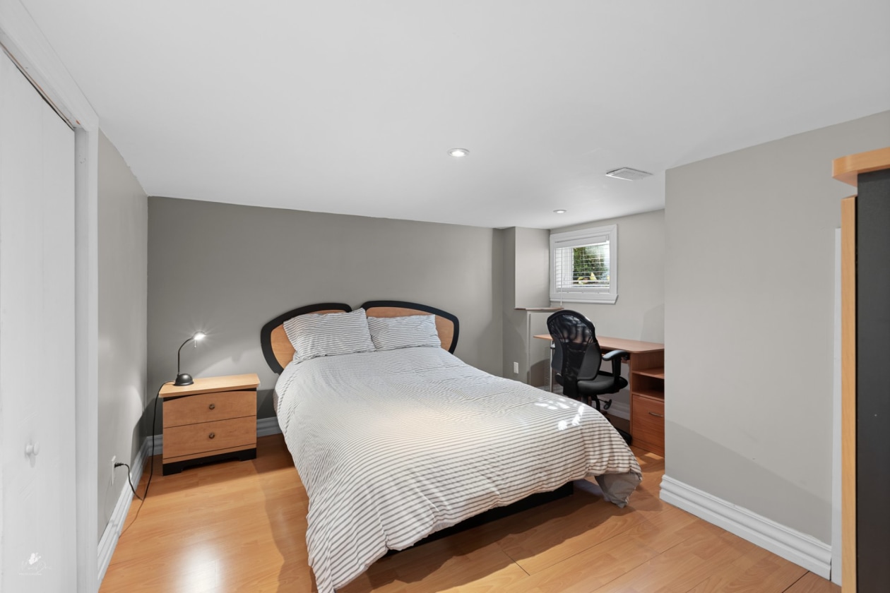 Chambre à coucher — 351 Rue Séguin, Québec