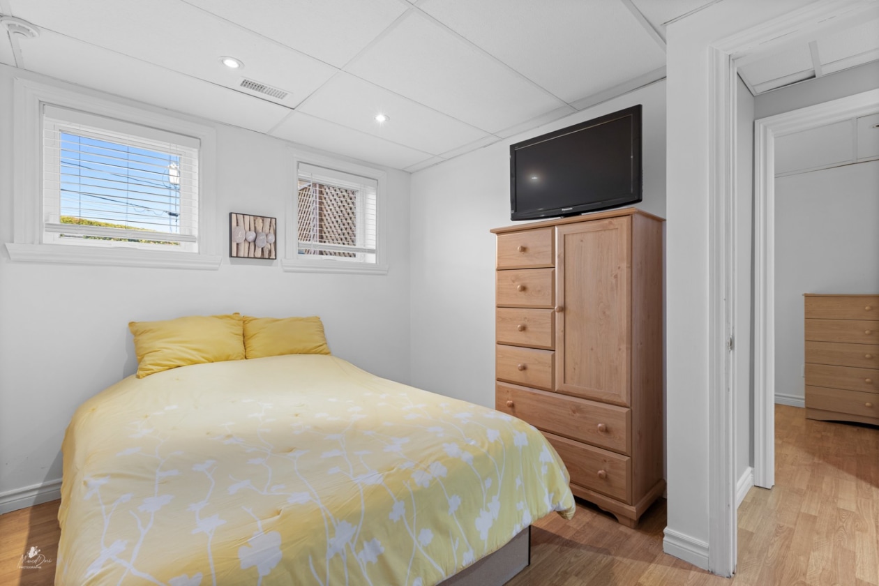 Chambre à coucher — 351 Rue Séguin, Québec