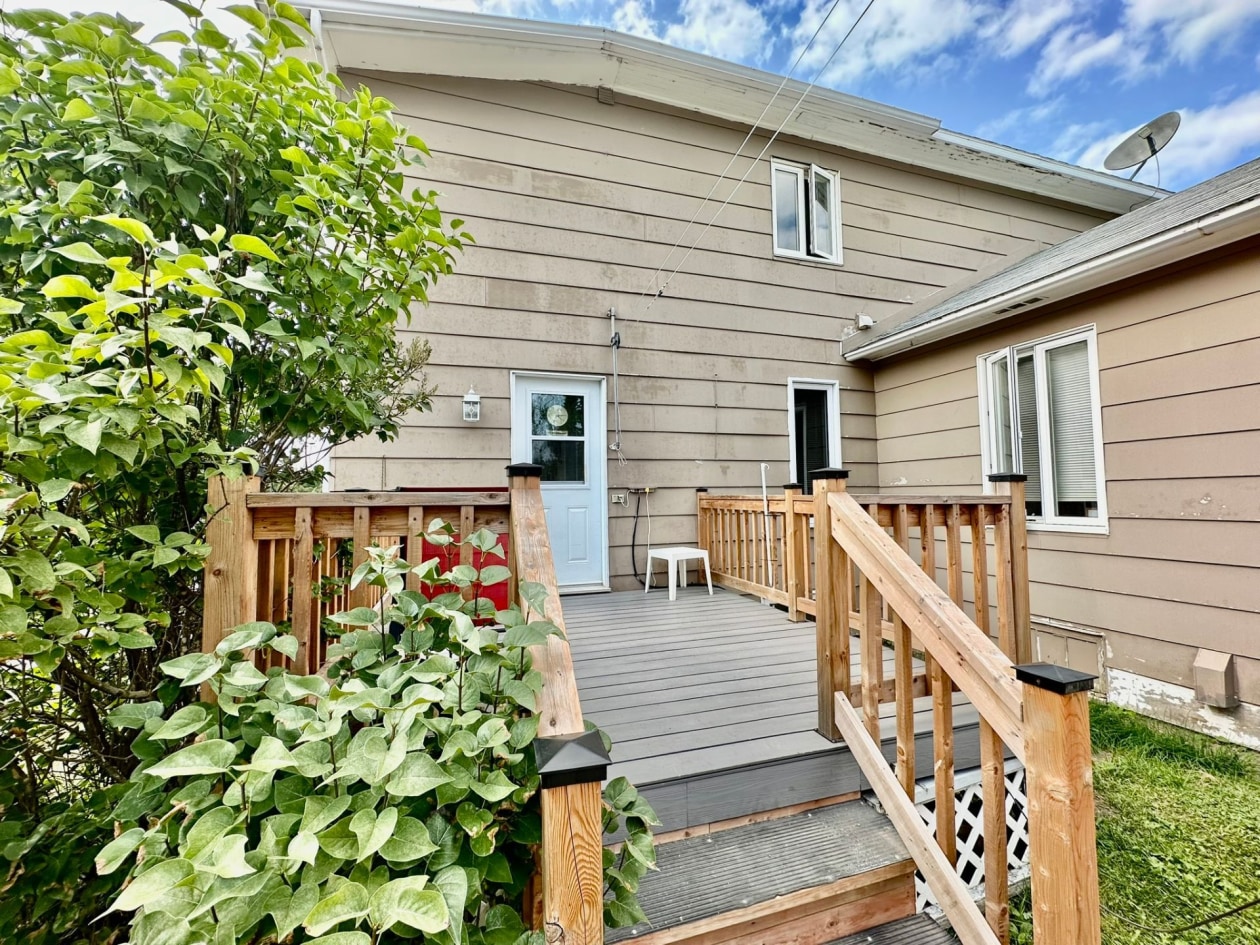 Terrasse — 468 Rue Notre-Dame O., Trois-Pistoles