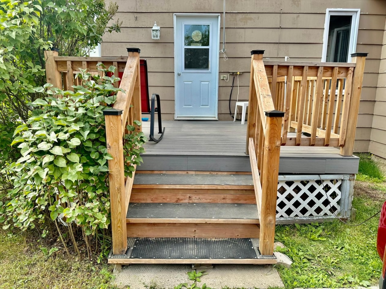Terrasse — 468 Rue Notre-Dame O., Trois-Pistoles