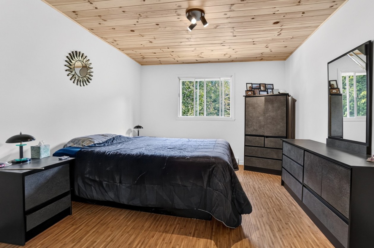 Chambre à coucher principale — 418 4e avenue de la Rivière-L'Assomption, Saint-Félix-de-Valois