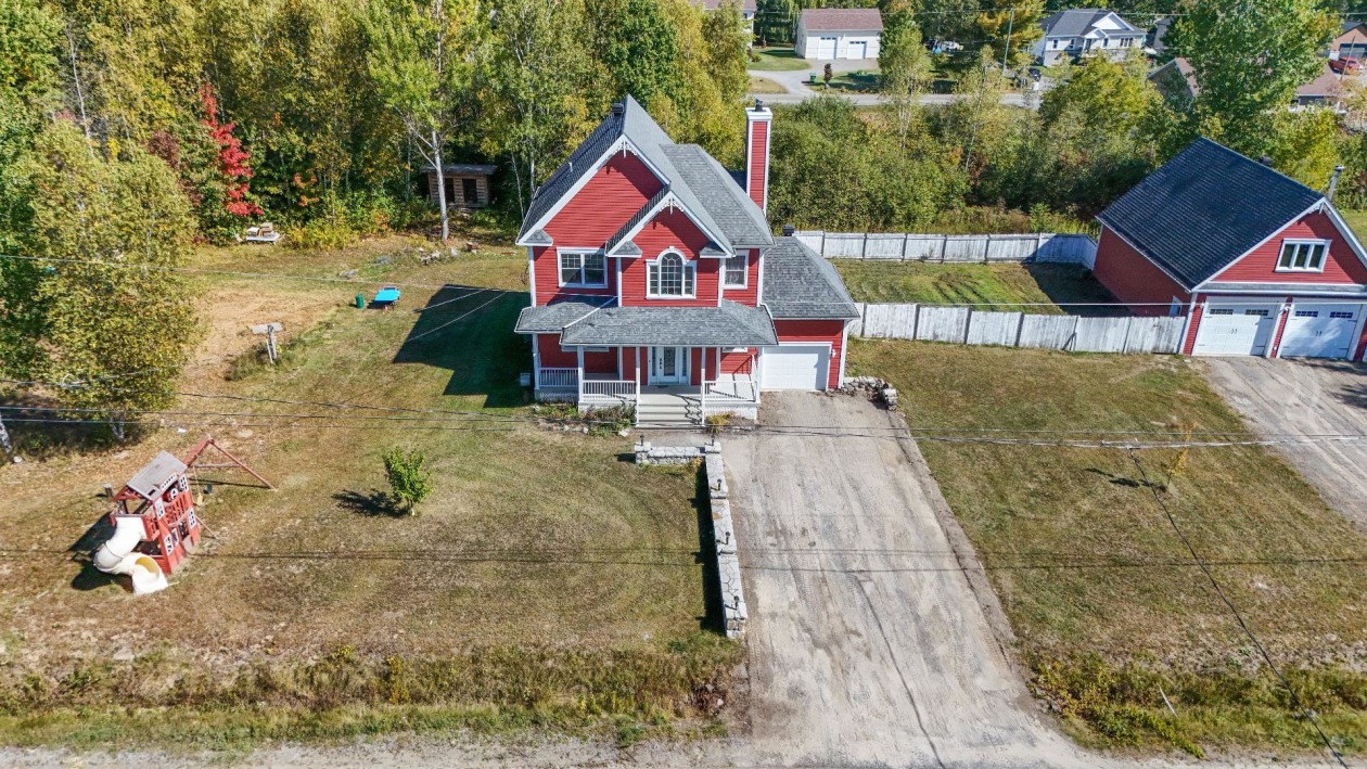 Photo aérienne — 665, Rue Vincent-Sicari, Sainte-Julienne, J0K2T0, Sainte-Julienne