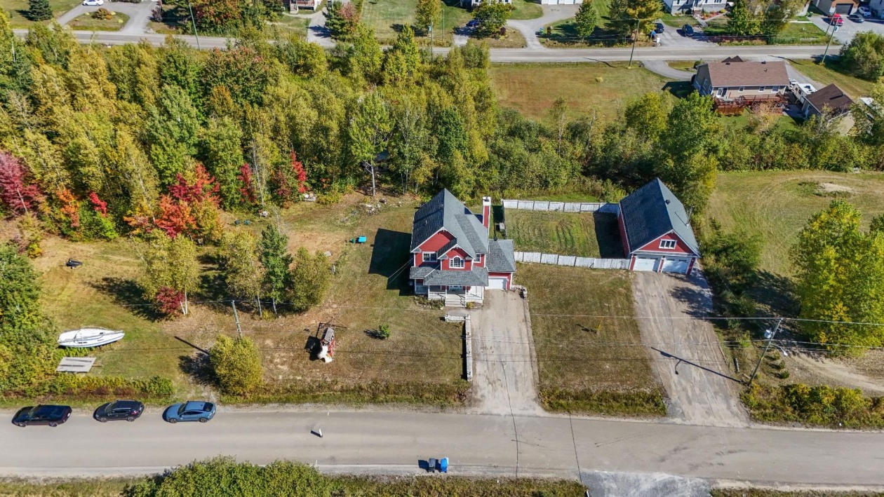 Photo aérienne — 665, Rue Vincent-Sicari, Sainte-Julienne, J0K2T0, Sainte-Julienne