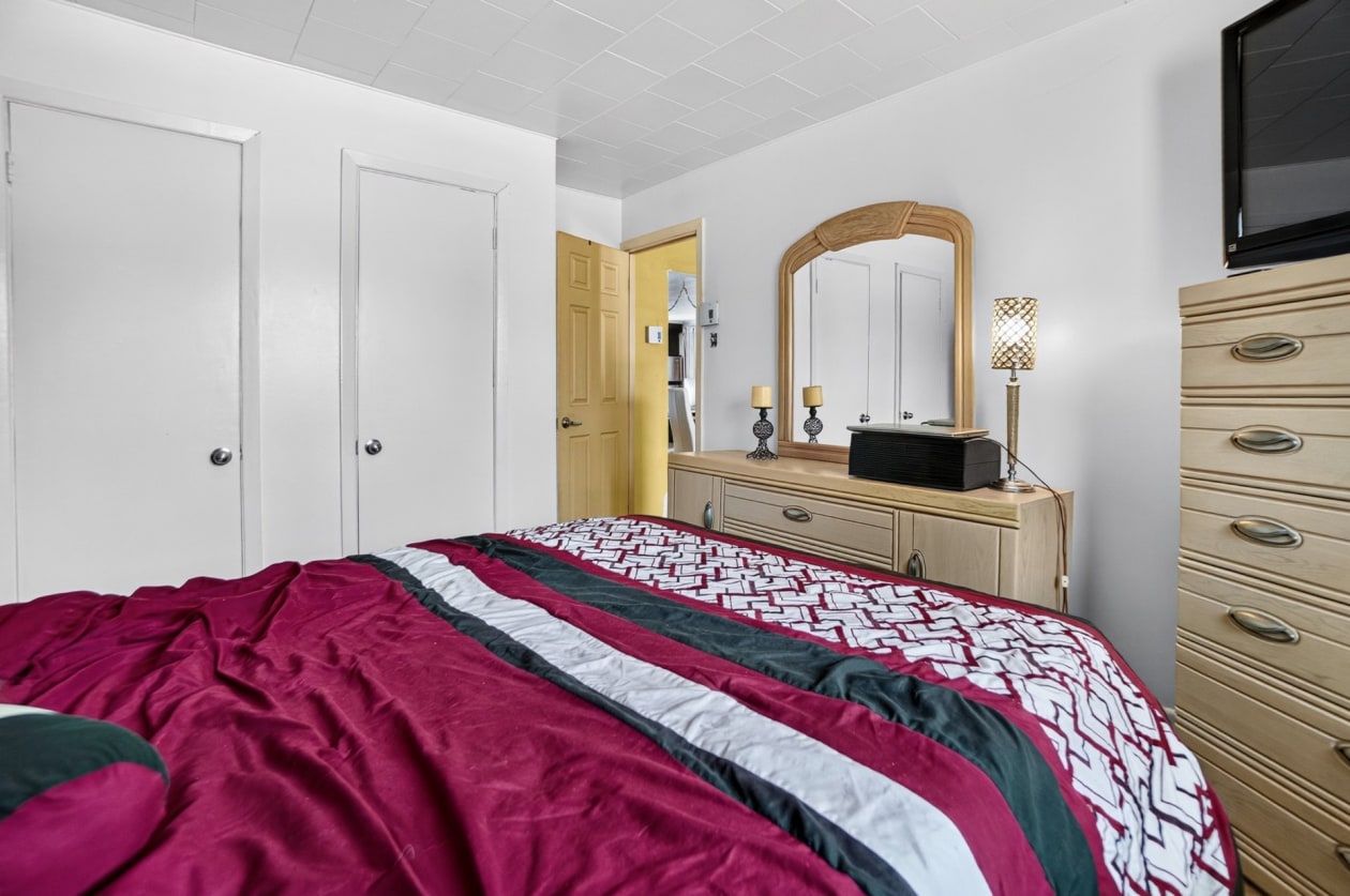 Chambre à coucher principale — 100 Rue Durand, Sainte-Émélie-de-l'Énergie